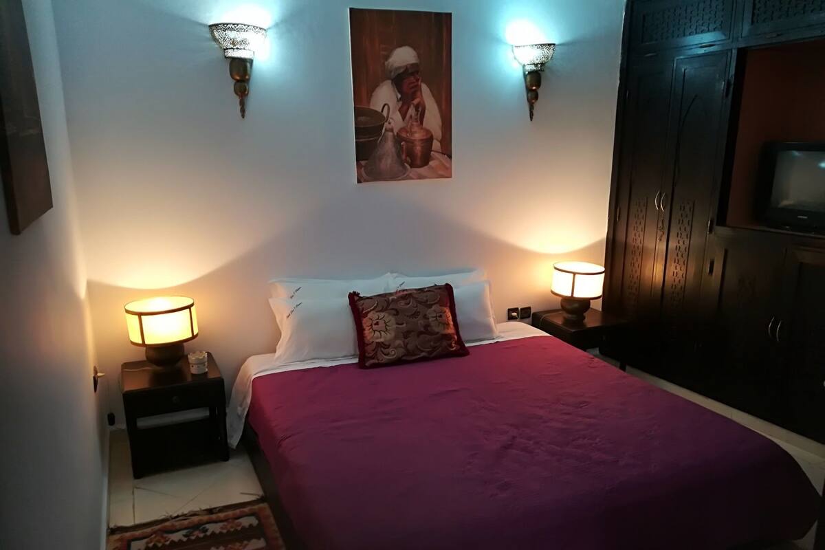 Standaard tweepersoonskamer, 1 kingsize bed | 1 slaapkamer, individueel gedecoreerd, individueel gemeubileerd
