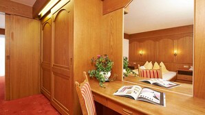 公寓, 1 間臥室, 露台 | 1 間睡房、房內夾萬、遮光窗簾/窗簾、免費 Wi-Fi