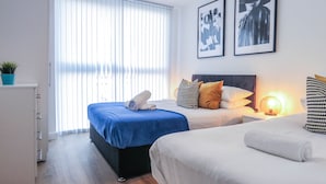 Room - Tudors eSuites Birmingham Canalside with Gated Parking (Birmingham)