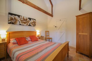1 chambre, lits bébé (gratuits)
