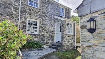 Cottage | Exterior