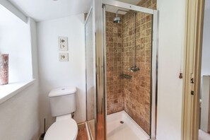 Cottage | Bathroom