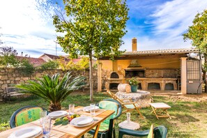 Duplex, 1 Bedroom, Courtyard View | Terrace/patio