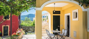 Traditional Rustic Maisonette and House by Konnect