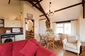 Casa de campo | Área de sala de estar | Chimenea 