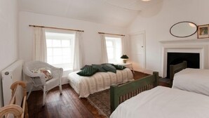 Room - New Quay House (Falmouth)