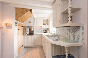 High chair - One Old School Cottages (Truro)