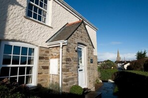 Property entrance - Old School House (Truro)