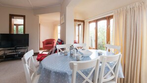 Zona de menjador de l'habitació