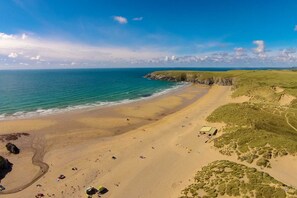 On the beach - Pennasville 17 (Newquay)