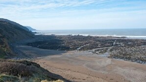 Beach - Penhalt Farm Apartment (Bude)