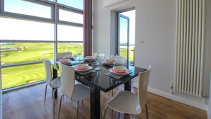 In-room dining - Penthouse 50 Zinc (Newquay)