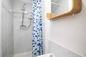 Bathroom - Pipit (Falmouth)