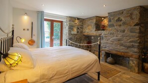 4 chambres, lits bébé (gratuits), Wi-Fi gratuit