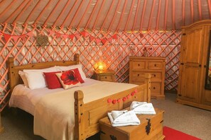 1 غرفة نوم وأسرّة أطفال/رضّع (مجانًا)