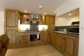 Highchair - Porthallow Cottage (Falmouth)