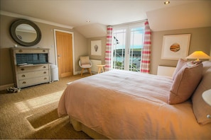 4 bedrooms, free WiFi