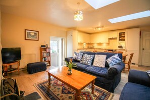 Fireplace - Quince Cottage (Bodmin)