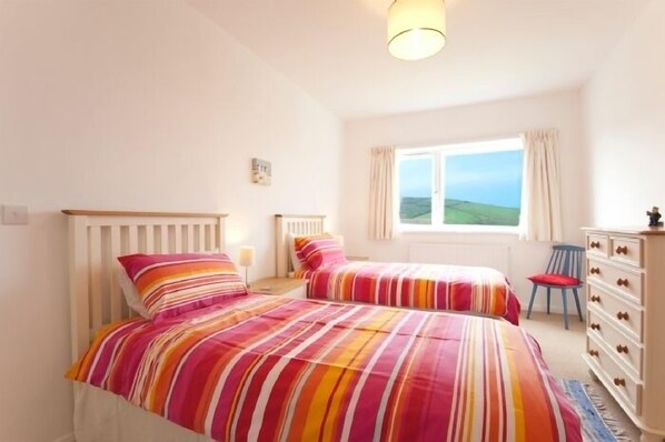 3 phòng ngủ, nôi (giường cho trẻ sơ sinh) miễn phí