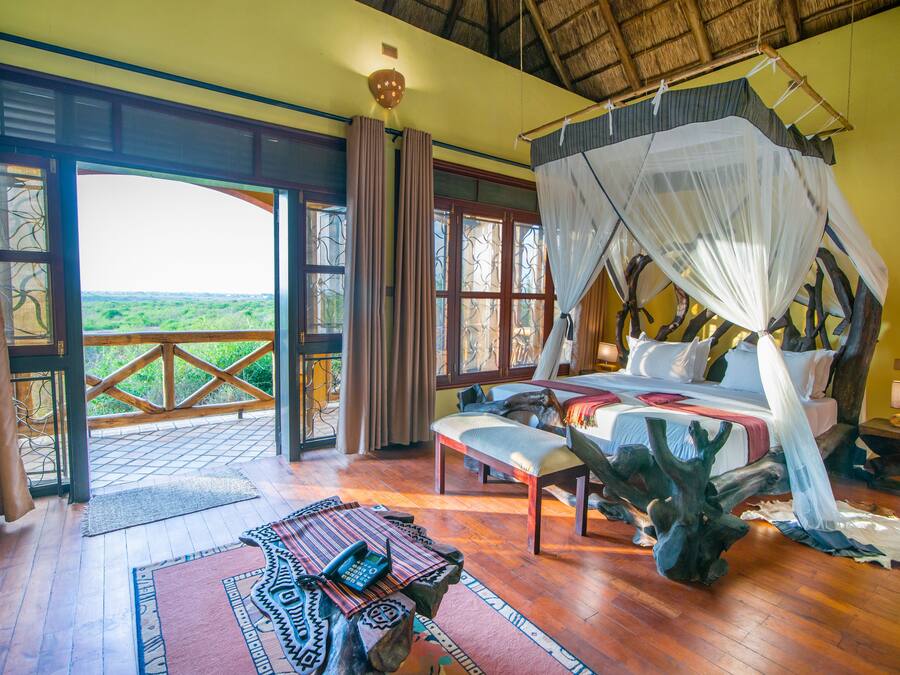 Deluxe Double Room, Balcony, Park View | Individually decorated, individually furnished, desk, laptop workspace