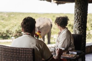 Breakfast, lunch and dinner served - Buffalo Safari Lodge (Kasese)