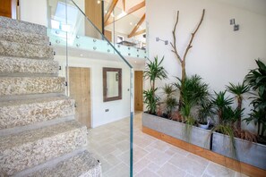 Staircase - Scovarn House (Helston)
