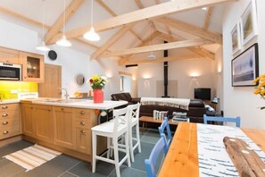 2 bedrooms, free cots/infant beds, free WiFi - Skyber Barnacott (Bude)