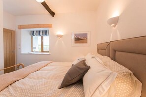 2 bedrooms, free cots/infant beds, free WiFi - Skyber Barnacott (Bude)