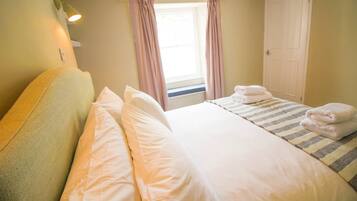 2 kamar tidur, tempat tidur bayi gratis, dan Wi-Fi gratis