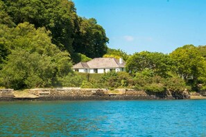 Lake view - Ruan Dinas (Truro)