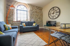 Living area - The Old Carriage Works (Lostwithiel)