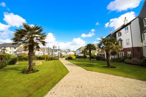 Property grounds - The Lookout (Falmouth)