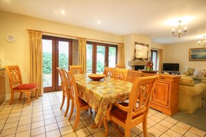 In-room dining - The Linney (Bodmin)