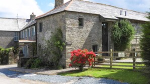 Unclassified image, 4 of 20, button - The Dairy at Trevadlock Manor (Launceston)