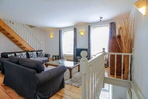 Living area - The Customs House (St Austell)