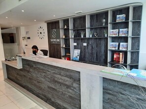 Lobby - Gold Lion Residensea (St. Julian's)