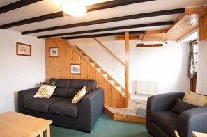 Living area - The Bolt Hole (Truro)