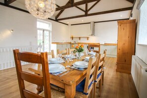 Repas dans la chambre