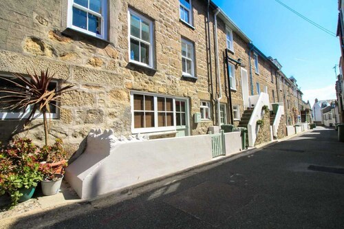St Eia Cottage