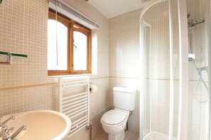 Bathroom - Spindrift (Truro)