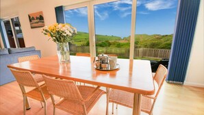 In-room dining - Springtide (Newquay)