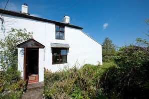 Front of property - Willow Cottage (Hayle)