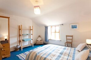 2 bedrooms, free cribs/infant beds - Willow Cottage (Hayle)