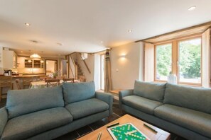 Fireplace - Whim Cottage (Falmouth)