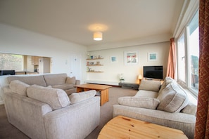 Living area - Upper Cobblestones (Truro)