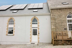 Property entrance - Ty Capel (St Austell)