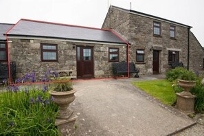 Front of property - Trenance at Chycarne Farm (Helston)
