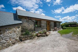 واجهة المنشأة