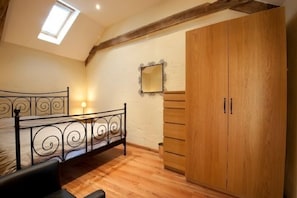2 chambres, lits bébé (gratuits), Wi-Fi gratuit