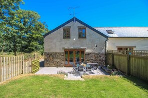 숙박 시설 구내